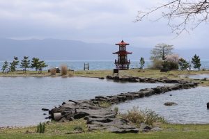 lake toya-usu-volcano-japan-chris-wilmar-architect-for-wilmar-schutz